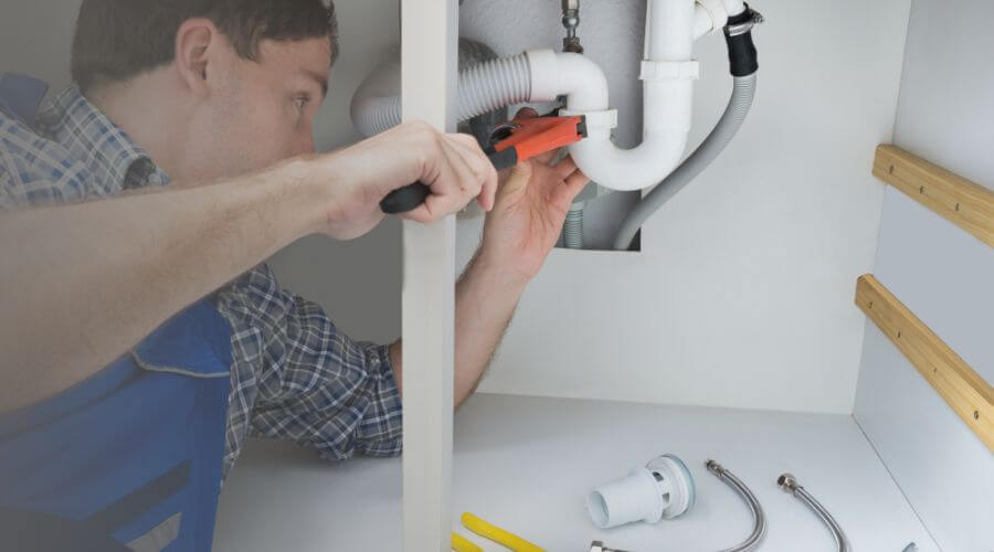 Professional same day plumber in Southmayd, TX